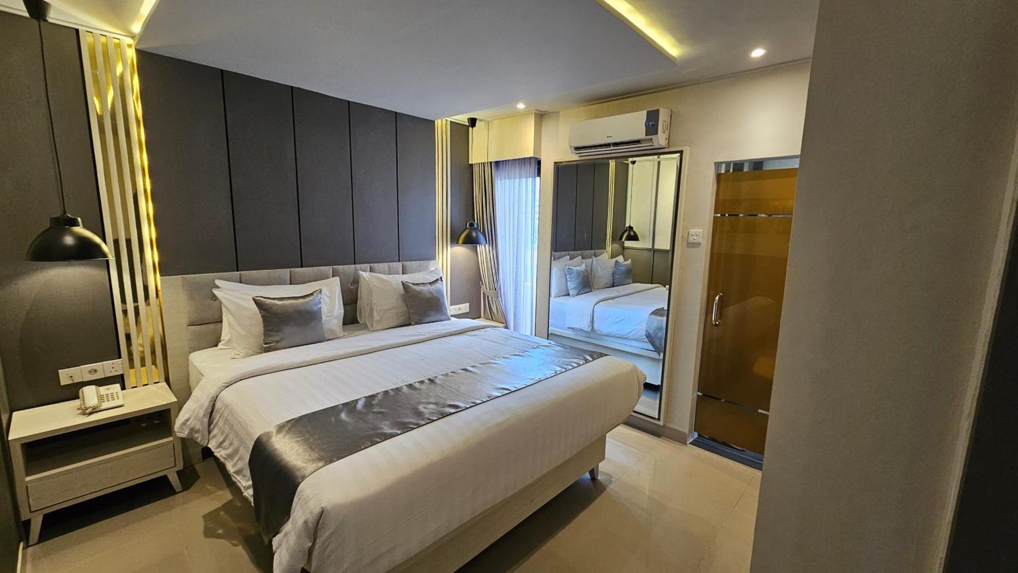 1O1 Urban Jakarta Thamrin Buitenkant foto
