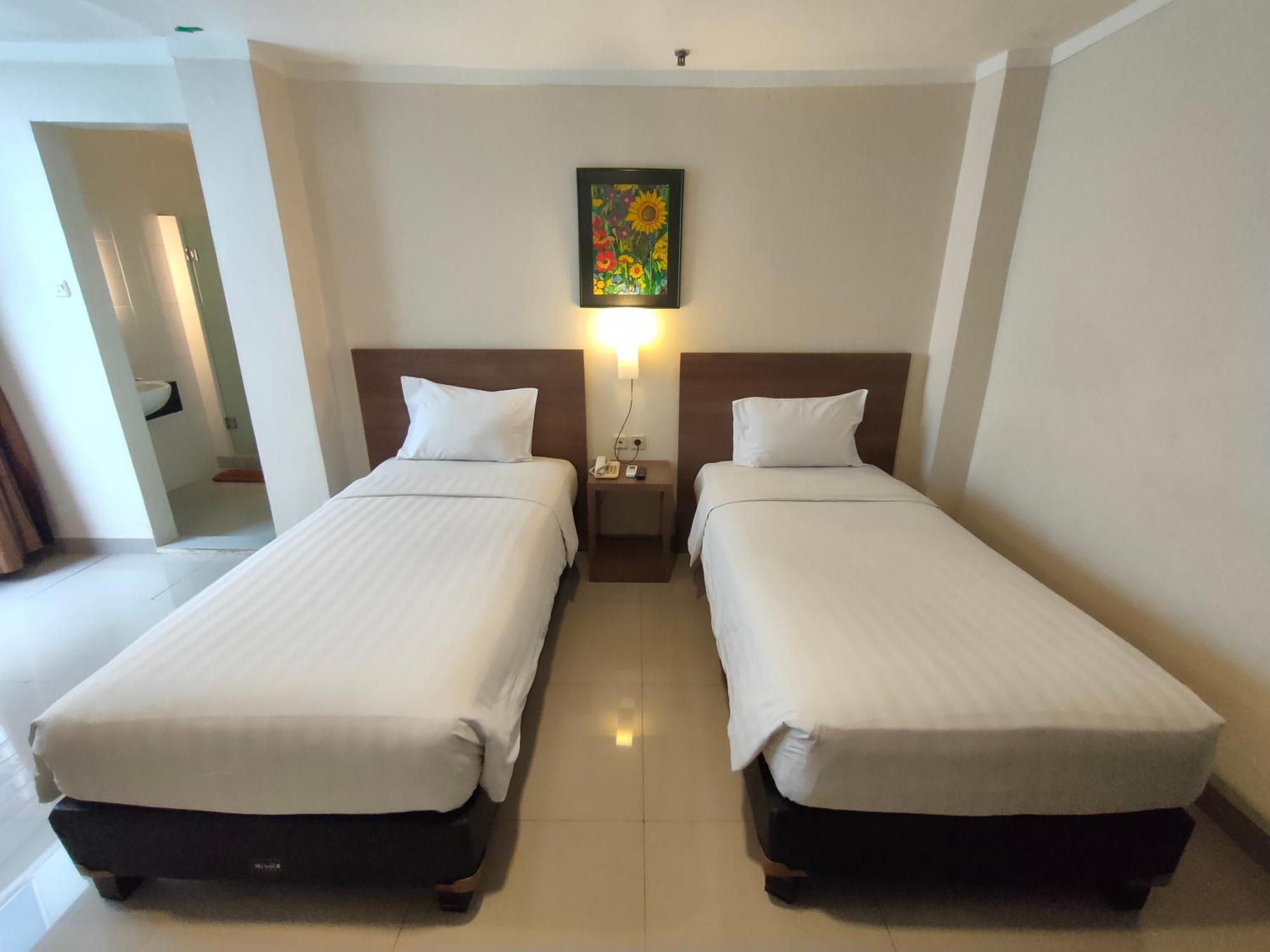 1O1 Urban Jakarta Thamrin Buitenkant foto