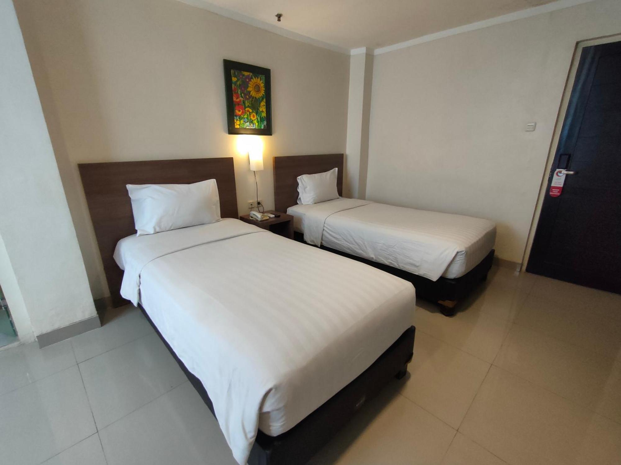 1O1 Urban Jakarta Thamrin Buitenkant foto